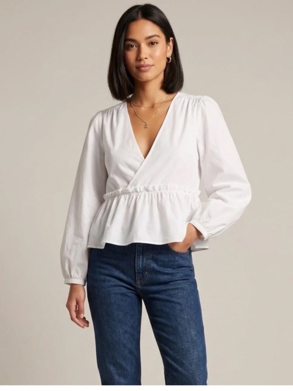 Aritzia Sunday Best Sz M Poplin White Short Feminine Blouse